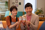 左から高橋愛、あべこうじ。