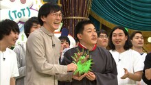 優勝したザ・マミィ。左が林田、右が酒井。(c)フジテレビ