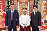 左から貴乃花、出川哲朗、平成ノブシコブシ吉村。