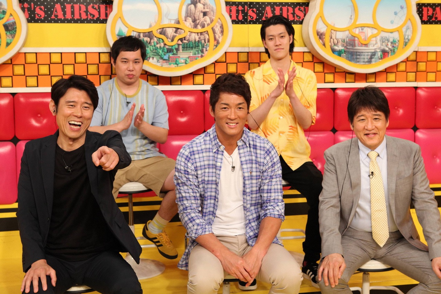 売れっ子芸能人チーム。(c)フジテレビ