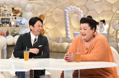 「マツコ＆有吉 かりそめ天国」に出演する（左から）有吉弘行、マツコ・デラックス。(c)テレビ朝日