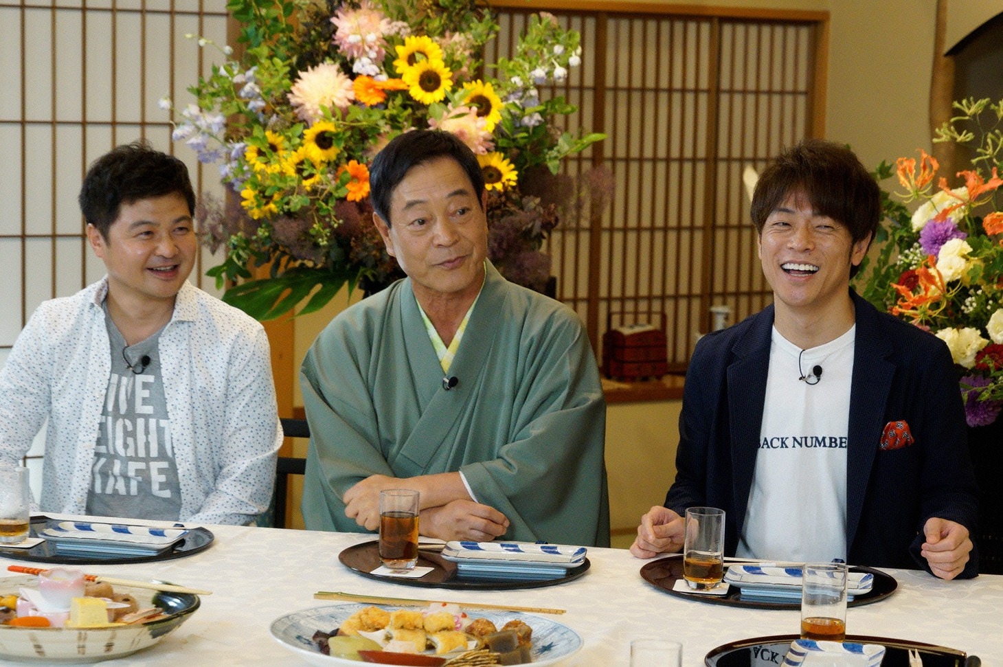 左から月亭方正、月亭八方、陣内智則。(c)読売テレビ