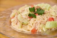 リュウキュウを使った冷製パスタ。(c)日本テレビ