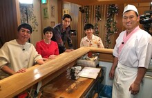 左からおぎやはぎ小木、ホラン千秋、ハライチ岩井、オードリー若林、オードリー春日。(c)テレビ東京