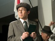 「いだてん」でスポーツ記者を演じるシソンヌじろう。(c)NHK