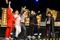 「有田ジェネレーション」に出演する（左から）三遊亭とむ、オキシジェン、全力じじぃ、バイきんぐ小峠。(c)TBS
