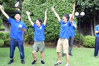 フィンランド大使館で行われた親善試合の様子。