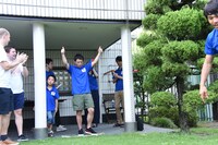 フィンランド大使館で行われた親善試合の様子。