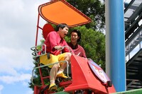 「冒険発掘バラエティ 霜降り明星のあてみなげ」ロケの様子。(c)静岡朝日テレビ