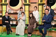 スタジオ出演する爆笑問題・太田(左端)、麒麟・川島(後列右端)ら。(c)テレビ朝日