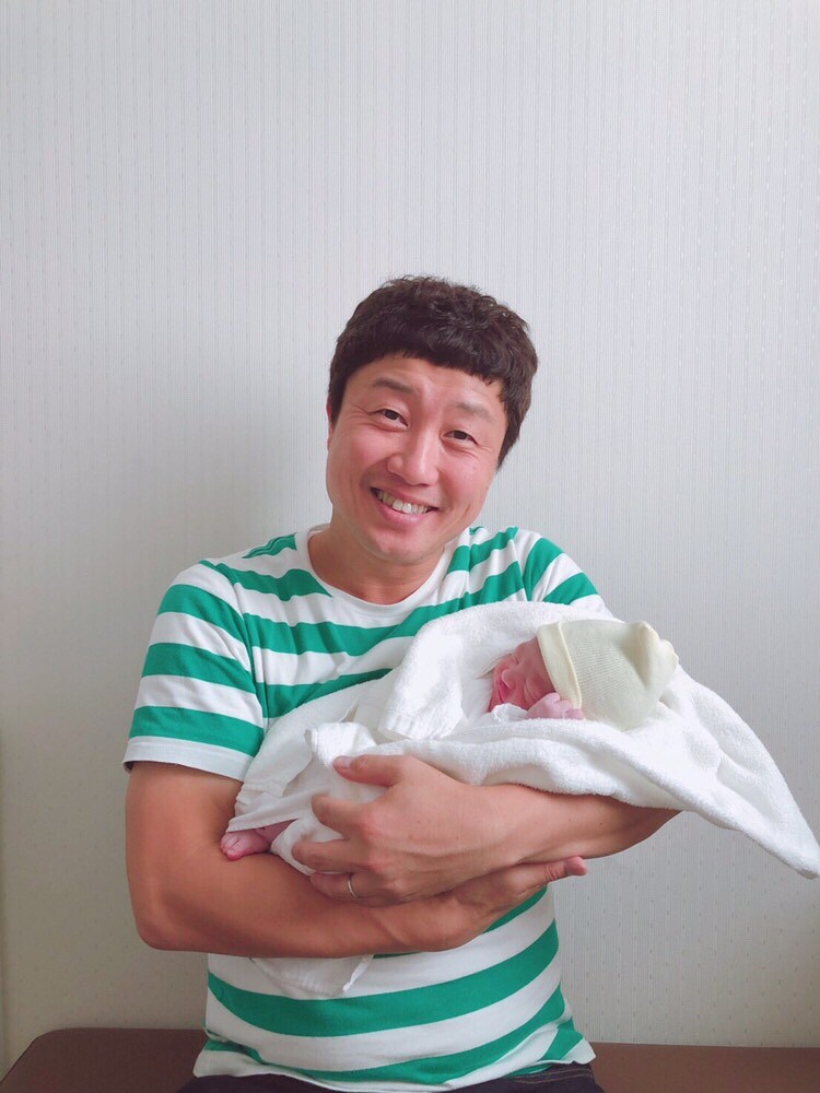 Wエンジンえとう窓口に第2子誕生、4人家族になり「人生の楽しさも4倍のはず」