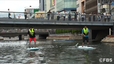 「福岡すっぴんツアー！12」のワンシーン。