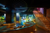 ELETOKYOの内観。