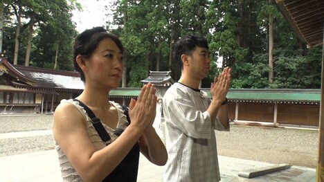 左から友近、藤井隆。(c)日本テレビ