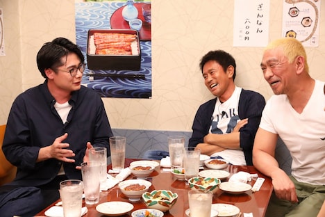 （左から）平成ノブシコブシ吉村とダウンタウン。(c)フジテレビ