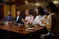 （左から）千鳥、志村けん、ピース又吉、鉢嶺杏奈。(c)テレビ朝日