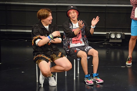 トークコーナー「EXITトーク」の様子。