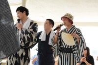 オープニングの様子。