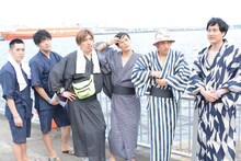 参加者を見送るきつね、EXIT、ネイチャーバーガー。