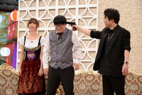 ライスと篠田麻里子（左）。(c)ABCテレビ