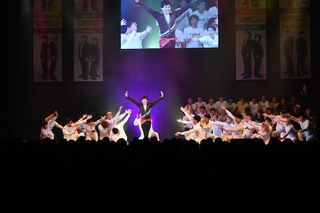 インドダンスを披露したさや香・石井。