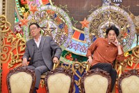 昇格試験に挑む名人10段の（左から）梅沢富美男、フルーツポンチ村上。