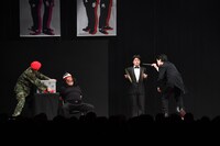 田口合奏団によるパフォーマンスの様子。