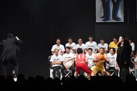 田口合奏団によるパフォーマンスの様子。