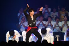 2019年8月のイベントでインドダンスを踊るさや香・石井。