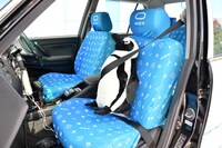 “めちゃ冷えタクシー”の車内。