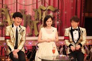 （左から）南原清隆、前田敦子、陣内智則。(c)フジテレビ