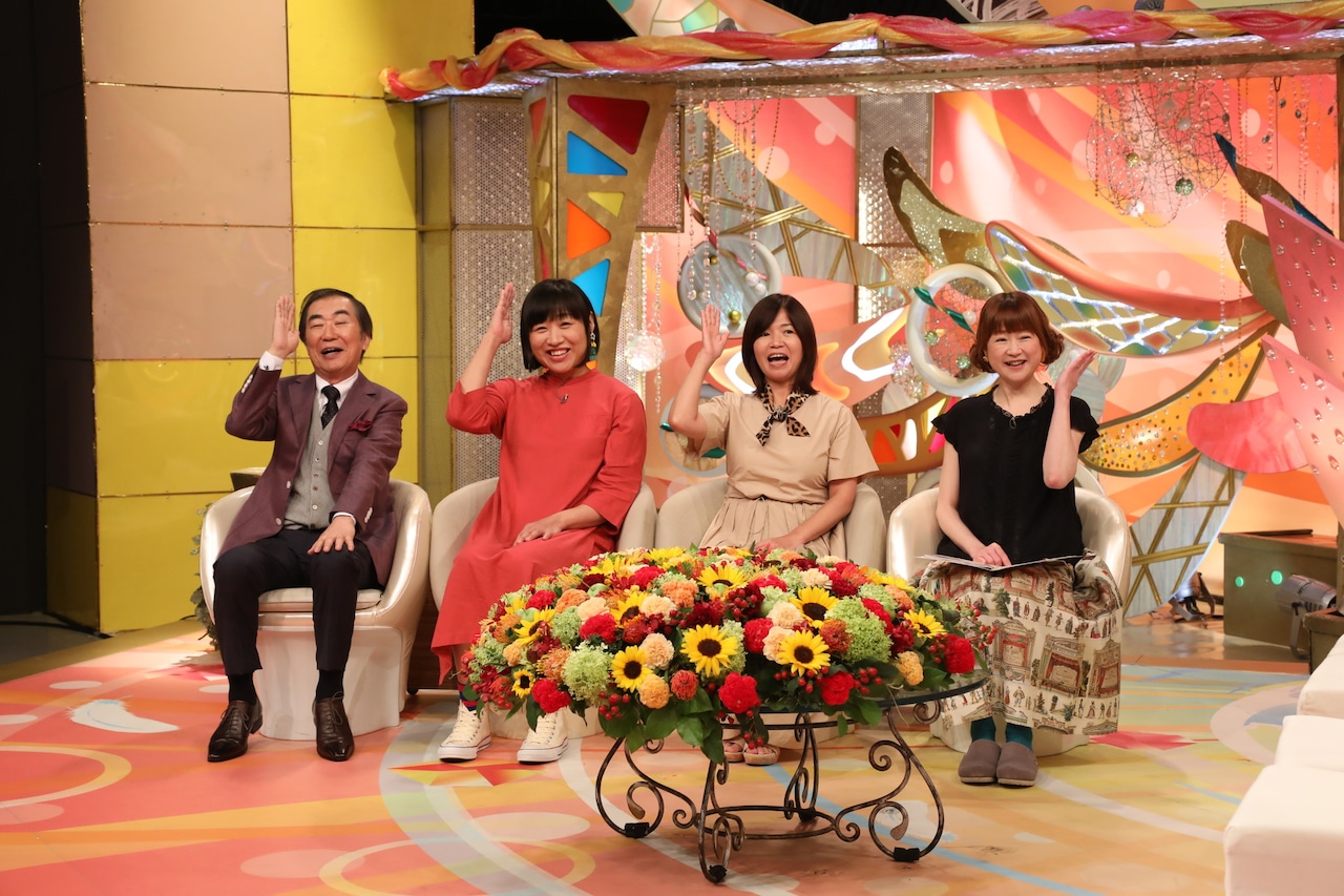 「新婚さんいらっしゃい！～見れば結婚したくなる!? おノロケ夫婦SP～」に出演する（左から）桂文枝、南海キャンディーズしずちゃん、オアシズ大久保、山瀬まみ。(c)ABCテレビ