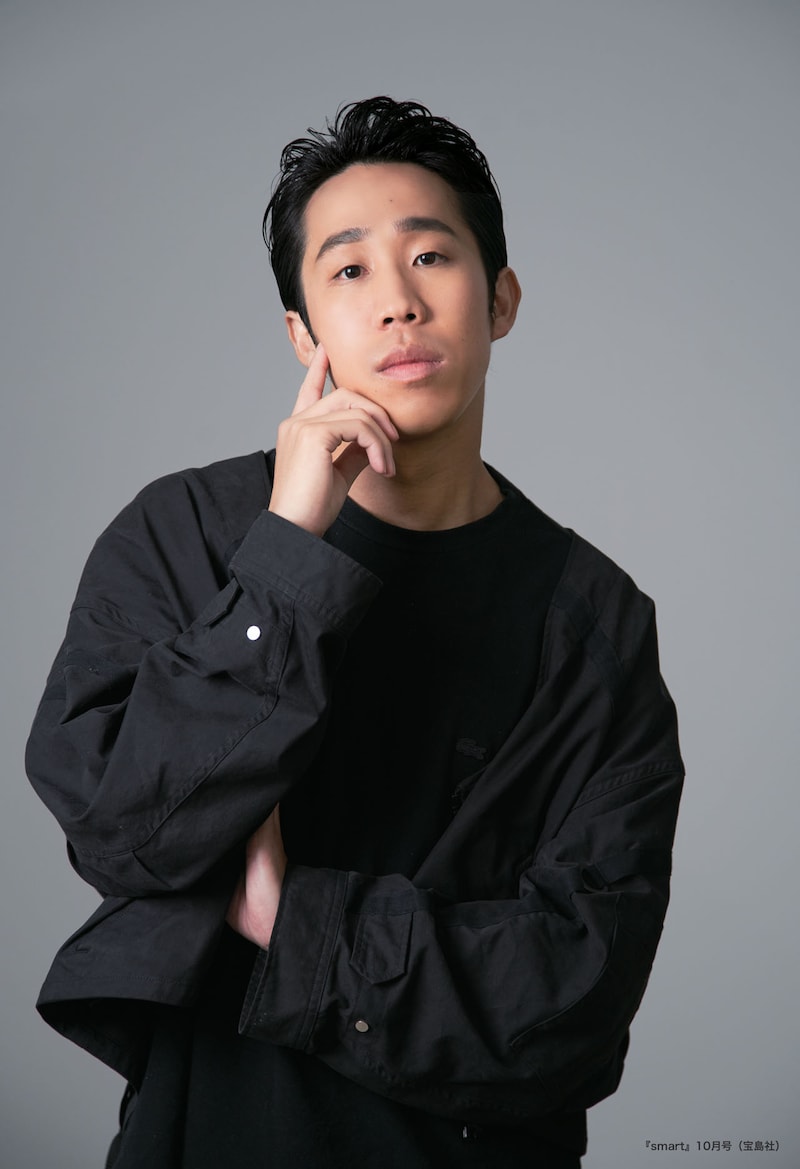 ヘアメイク後のひょっこりはん。（Hair&Make-up: RYO、Photo: CHENCHE KAI）