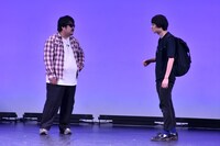 空気階段の1本目のネタ。