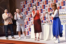 （左から）チョコレートプラネット、竹内結子、中川翔子。