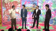 左からケンドーコバヤシ、とろサーモン、千原ジュニア。(c)読売テレビ