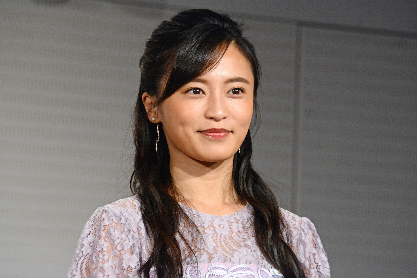 小島瑠璃子