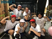 「おじ爆運動会」の舞台裏の様子。