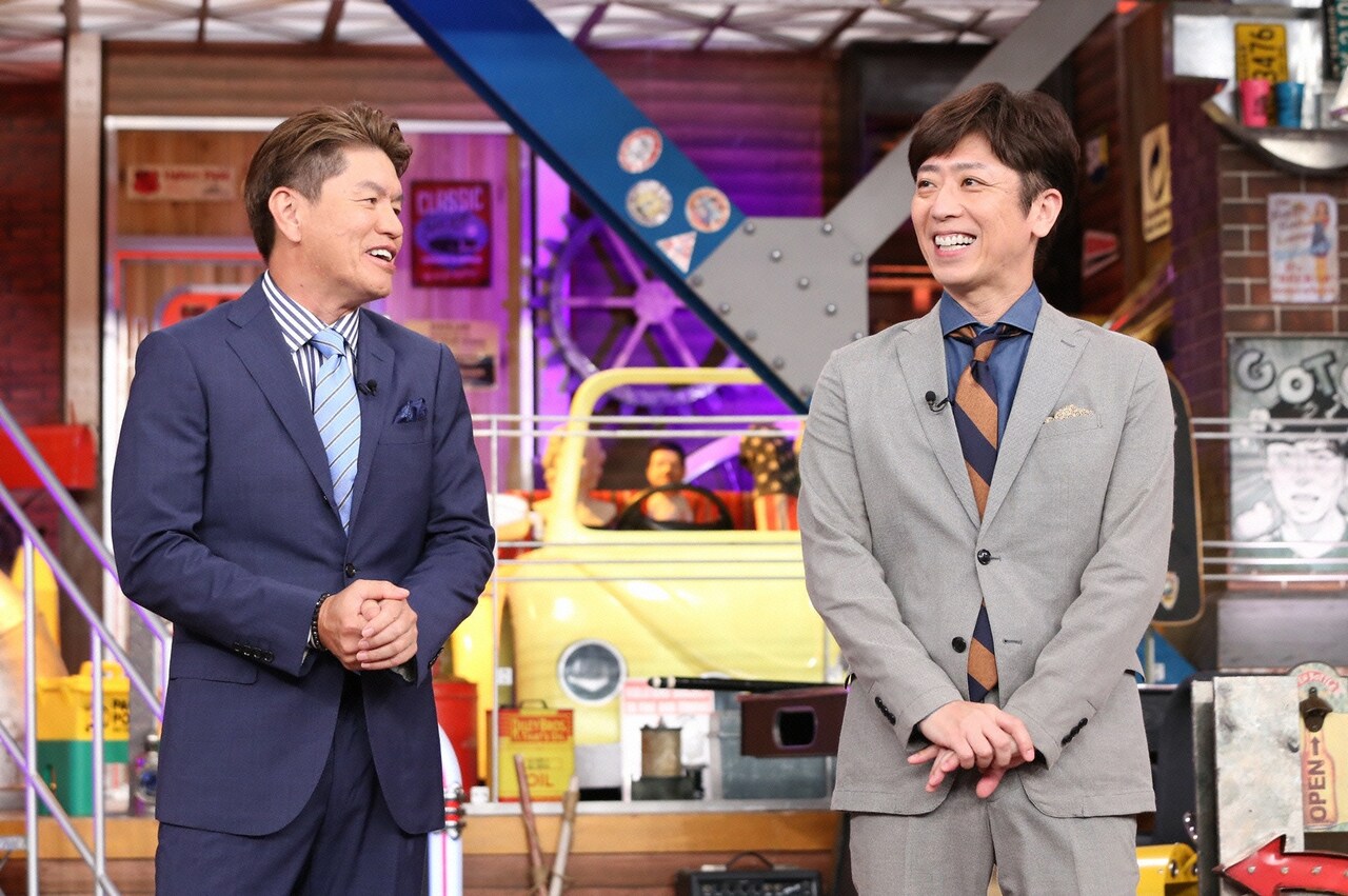 左からヒロミ、フットボールアワー後藤。(c)日本テレビ
