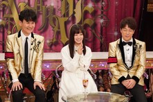 （左から）南原清隆、橋本環奈、陣内智則。(c)フジテレビ