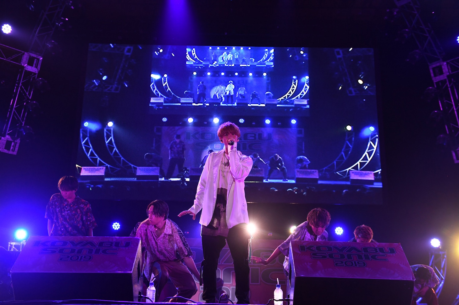 FANTASTICS from EXILE TRIBE
