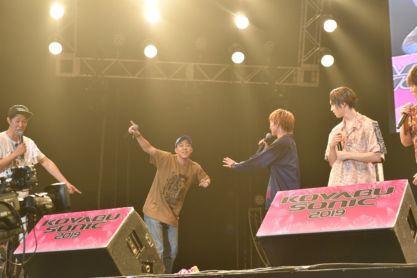 FANTASTICS from EXILE TRIBE