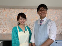 左から渡辺美奈代、ハマカーン神田。(c)読売テレビ