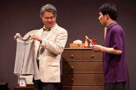 コント「叔父と甥っ子」より。