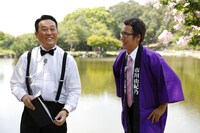 左から、藤崎マーケット田崎、ヒグチさん（藤崎マーケット・トキ）。(c)関西テレビ
