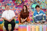 「チョコレート大好き芸人」ゲストの(左から)アンタッチャブル山崎、倉科カナ、陣内智則。(c)テレビ朝日