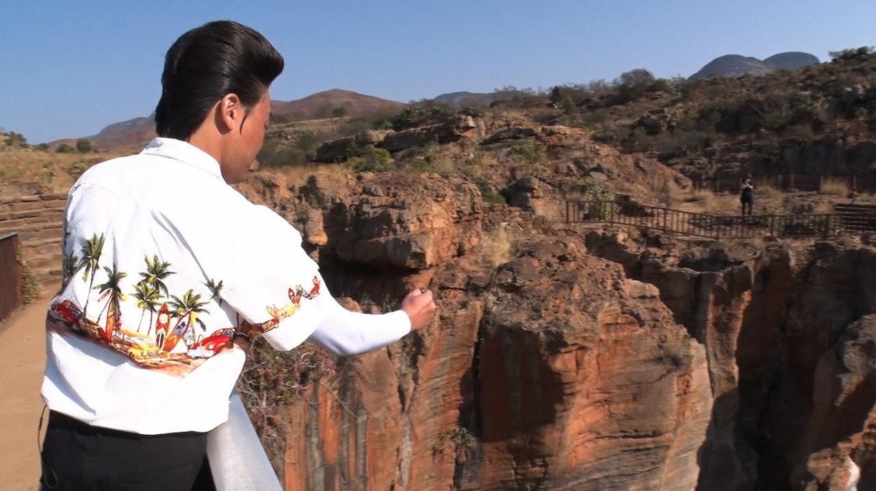 みやぞんが南アフリカの絶景巡る10日間の旅へ、インパラの肉も味わう