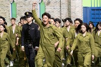 「モンストプリズン 脱獄篇」撮影中の様子。