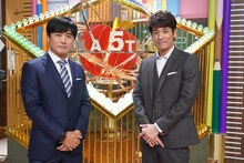 左から劇団ひとり、佐藤隆太。(c)日本テレビ