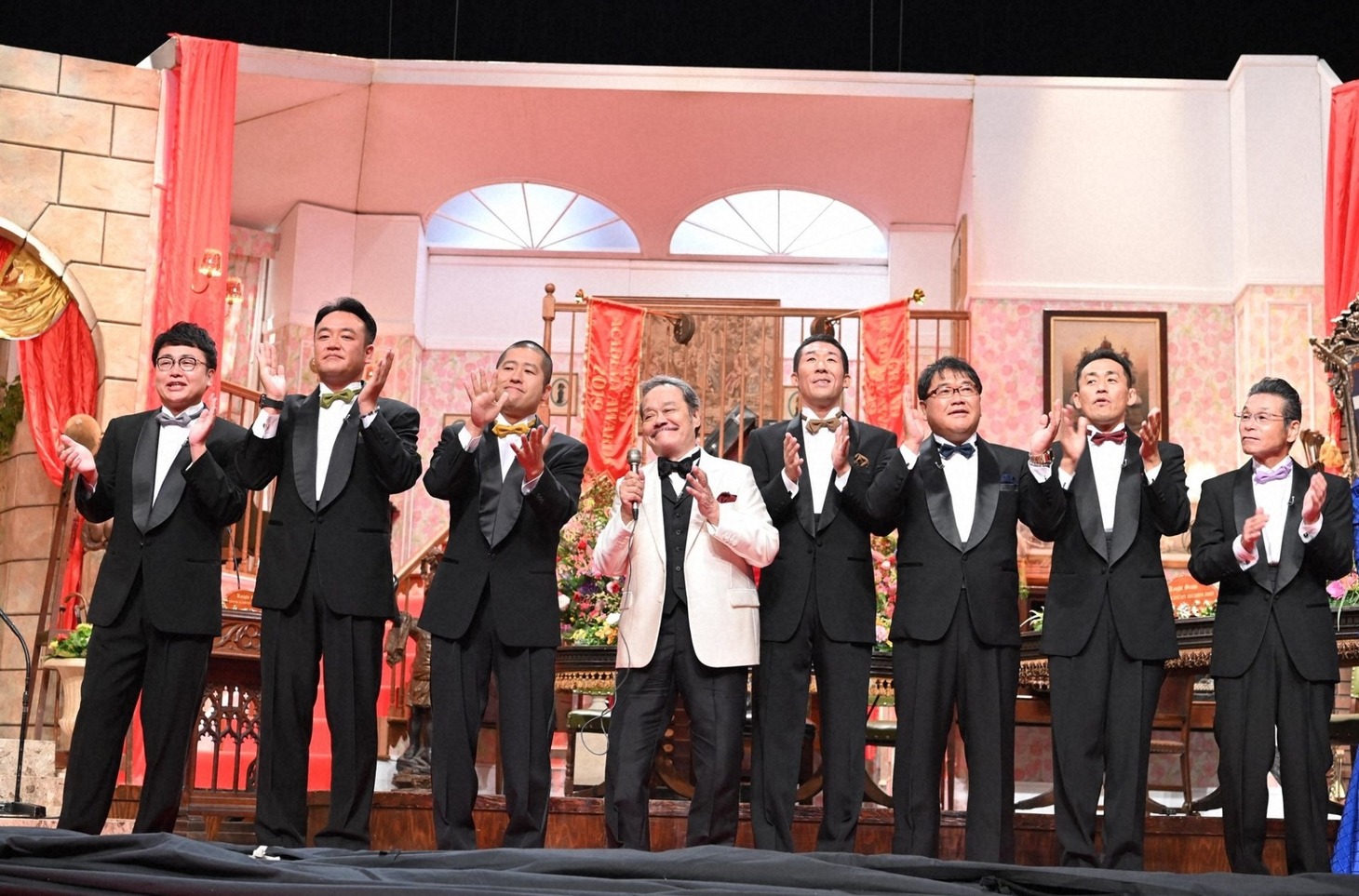 「探偵！ナイトスクープ グランドアカデミー大賞2019」の出演者たち。(c)ABCテレビ